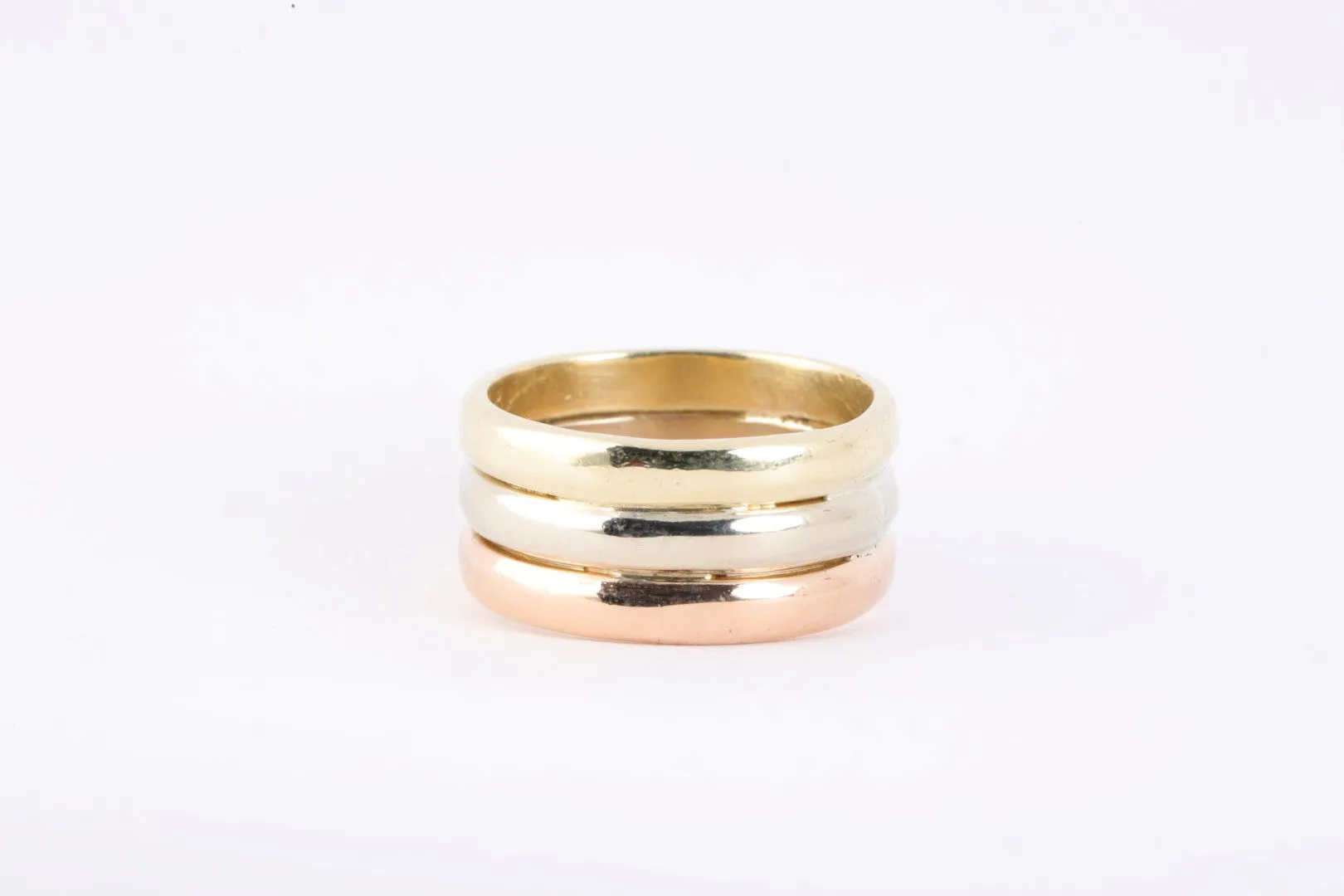 14k Tri-Tone Gold Ring Band Size 5 (6.76g.)